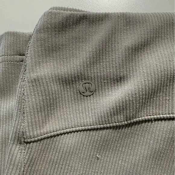 Lululemon | Softstreme Ribbed Pant | US W 4 | Riverstone - Picture 10 of 10